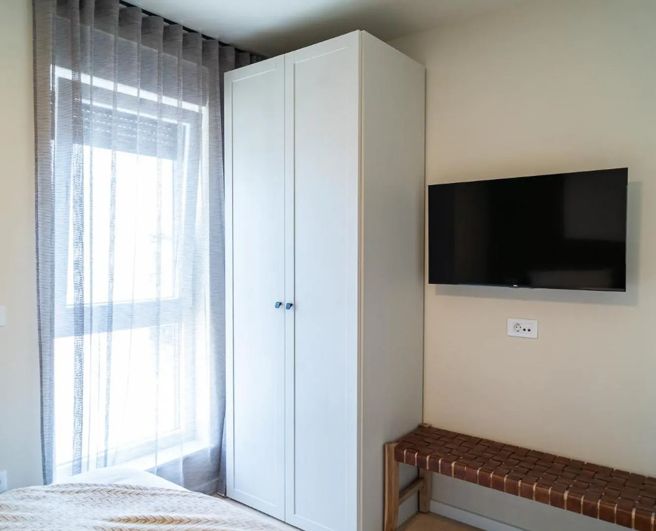 Apartment California By Belmont Realty زادار